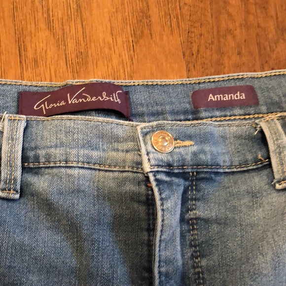 Gloria Vanderbilt Amanda Jean - Picture 2 of 2